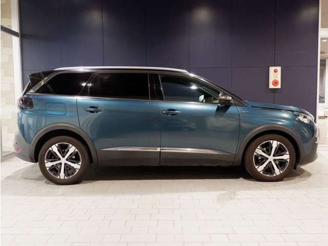 PEUGEOT 5008 2018 Image 31