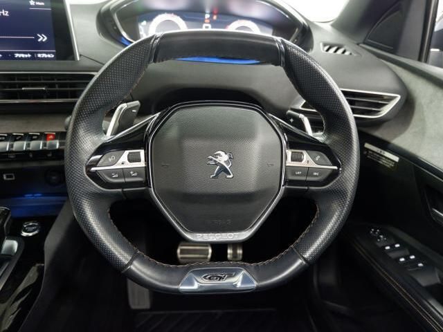 PEUGEOT 5008 2018 Image 31