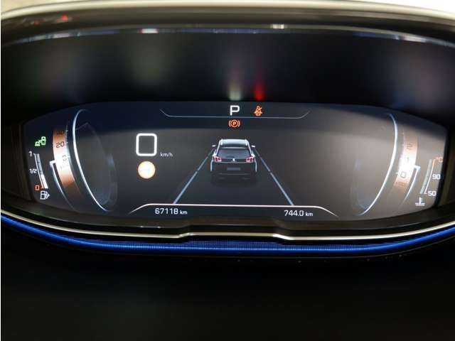 PEUGEOT 5008 2018 Image 31