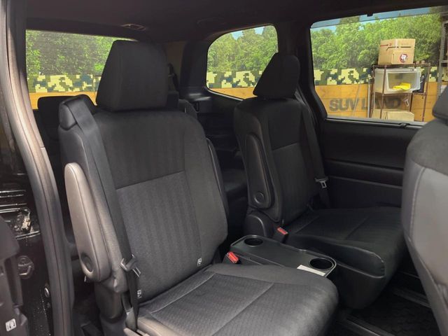 TOYOTA VOXY HYBRID 2023 Image 31