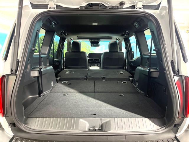 TOYOTA LANDCRUISER 250 2025 Image 31