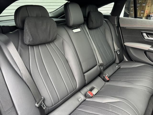 MERCEDES BENZ EQS 2023 Image 31