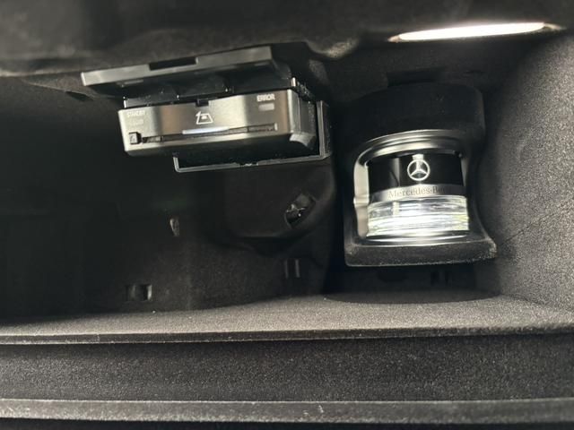 MERCEDES BENZ EQS 2023 Image 31