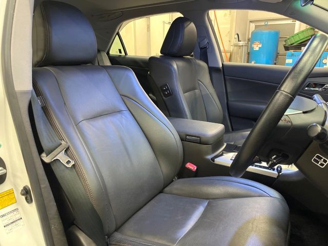 TOYOTA CROWN SEDAN 2011 Image 31