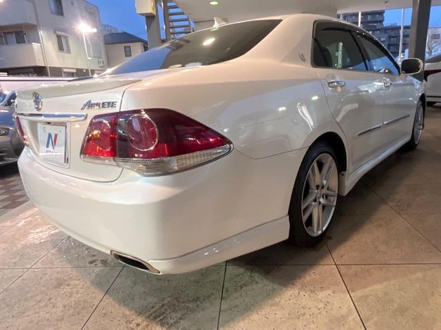 TOYOTA CROWN SEDAN 2011 Image 31