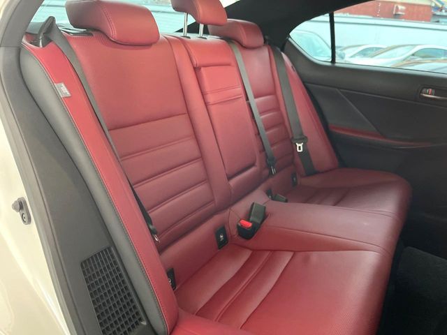 TOYOTA LEXUS IS300H 2021 Image 31