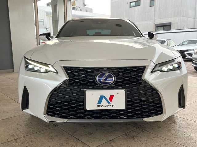 TOYOTA LEXUS IS300H 2021 Image 31