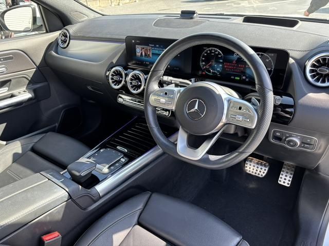 MERCEDES BENZ EQA 2021 Image 31