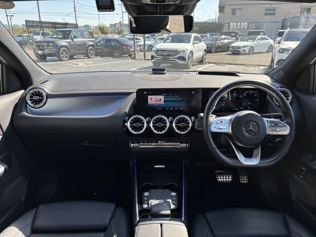 MERCEDES BENZ EQA 2021 Image 31