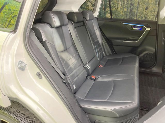 TOYOTA RAV4 HYBRID 4WD 2019 Image 31