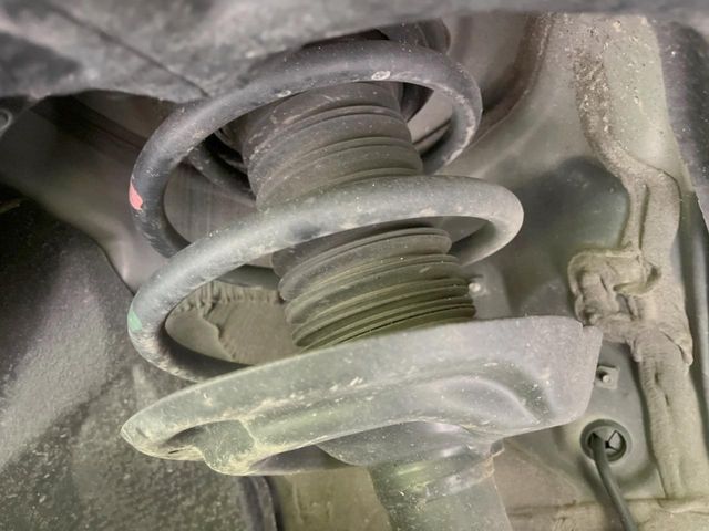 TOYOTA RAV4 HYBRID 4WD 2019 Image 31