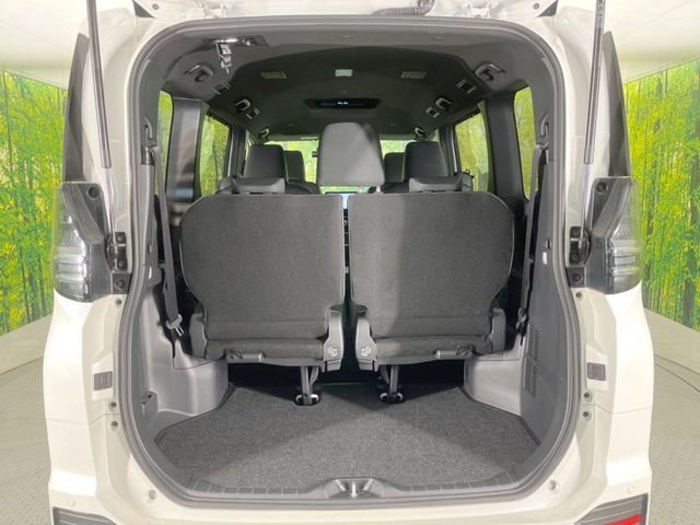 TOYOTA VOXY 2025 Image 31