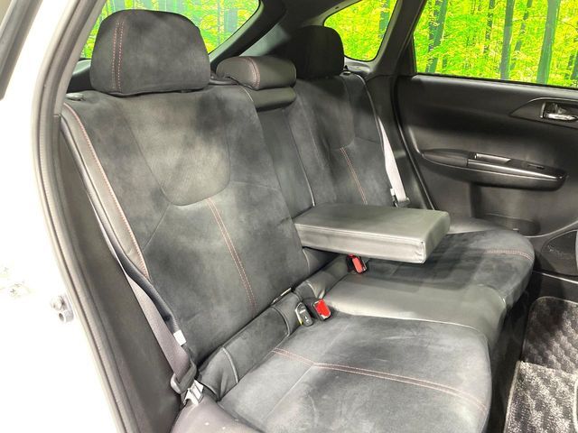 SUBARU IMPREZA 5DOOR 2011 Image 31