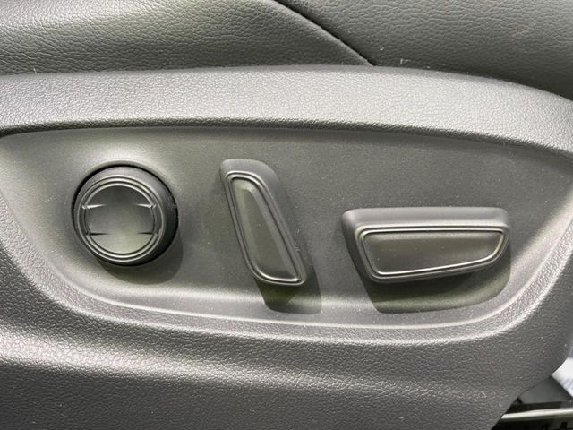 TOYOTA COROLLA CROSS HYBRID 2024 Image 31