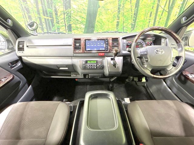 TOYOTA HIACE VAN 4WD 2019 Image 31