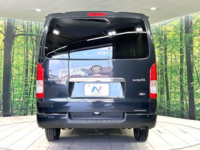 TOYOTA HIACE VAN 4WD 2019 Image 31