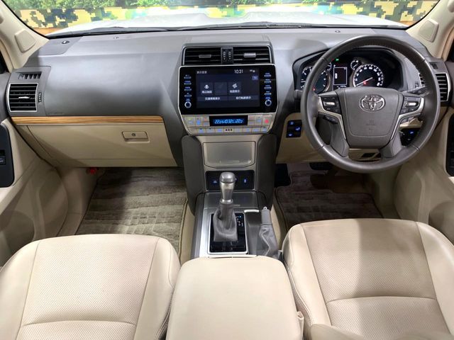 TOYOTA LANDCRUISER PRADO 2023 Image 31
