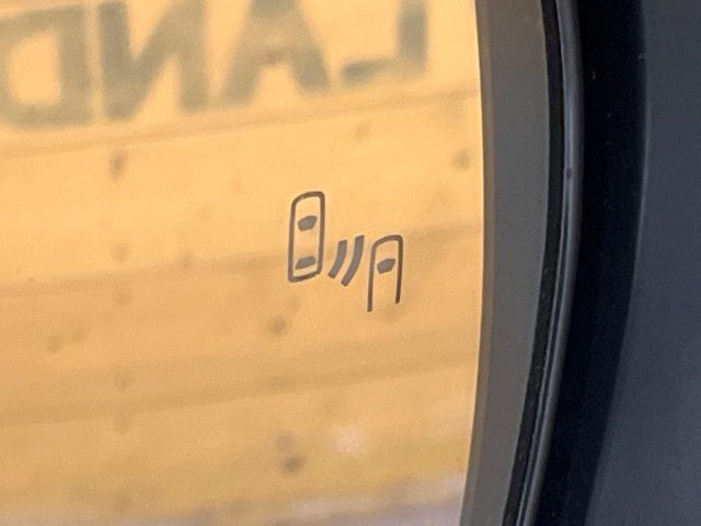 TOYOTA LANDCRUISER PRADO 2023 Image 31