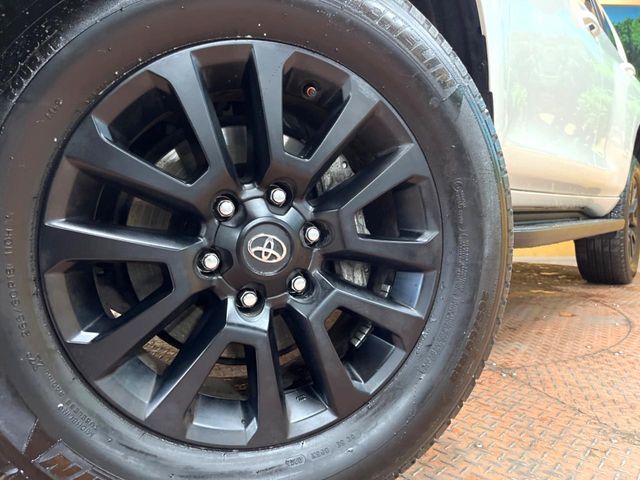 TOYOTA LANDCRUISER PRADO 2023 Image 31