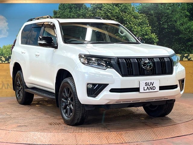 TOYOTA LANDCRUISER PRADO 2023 Image 31