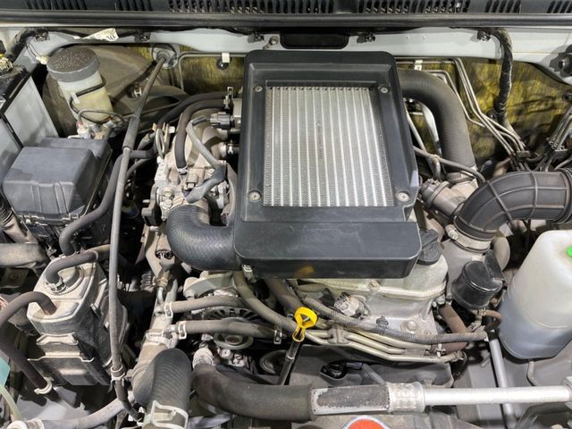 SUZUKI JIMNY 4WD 2017 Image 31