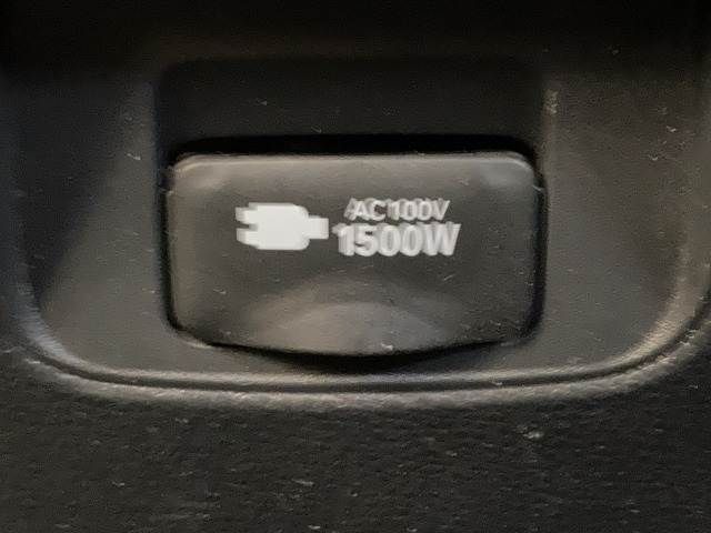 TOYOTA VOXY HYBRID 2023 Image 31