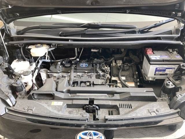 TOYOTA VOXY HYBRID 2023 Image 31