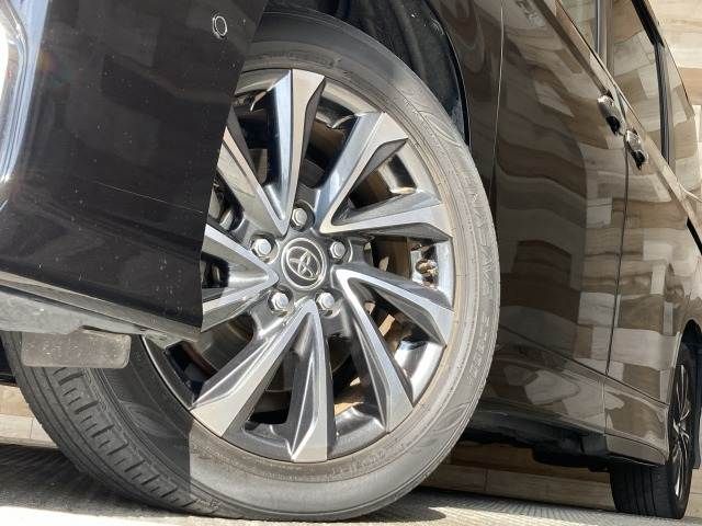 TOYOTA VOXY HYBRID 2023 Image 31