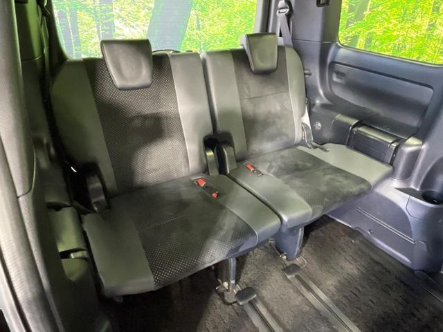 TOYOTA VOXY HYBRID 2020 Image 31