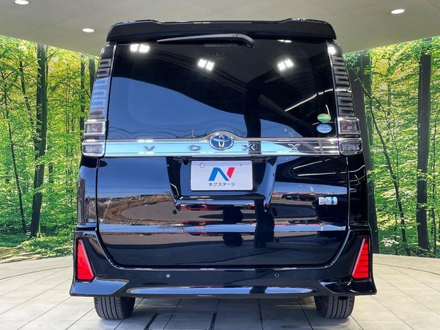 TOYOTA VOXY HYBRID 2020 Image 31