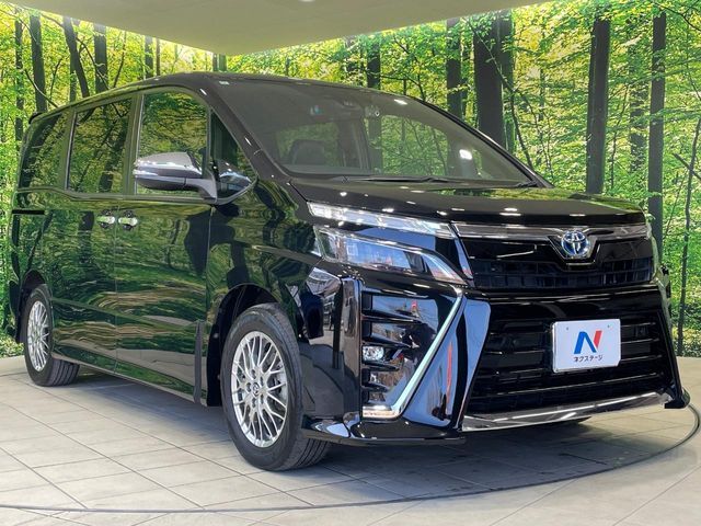 TOYOTA VOXY HYBRID 2020 Image 31