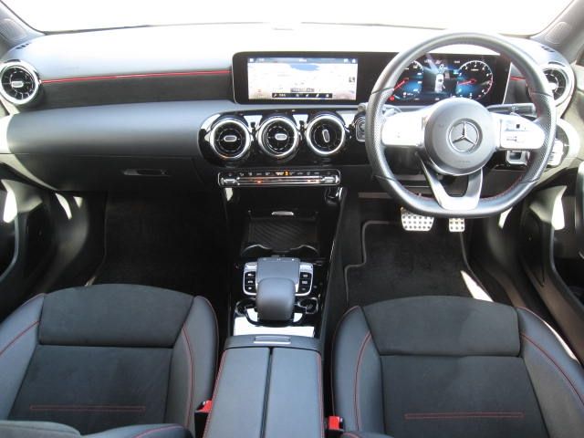 MERCEDES BENZ A CLAS 2019 Image 31