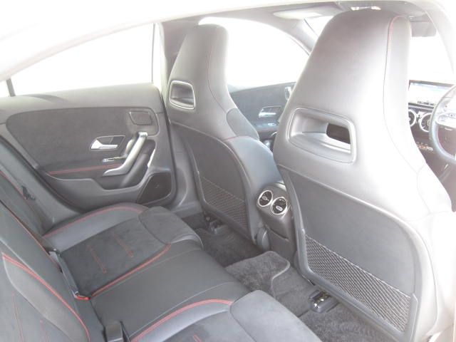 MERCEDES BENZ A CLAS 2019 Image 31