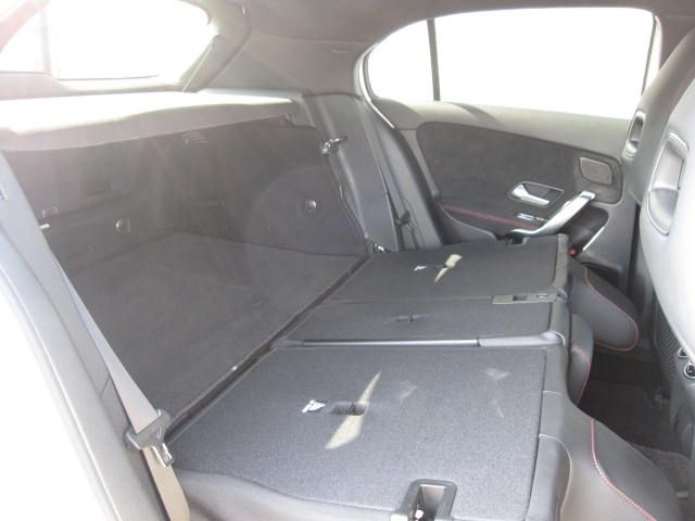 MERCEDES BENZ A CLAS 2019 Image 31