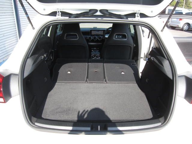 MERCEDES BENZ A CLAS 2019 Image 31