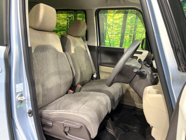 HONDA N BOX 2017 Image 31