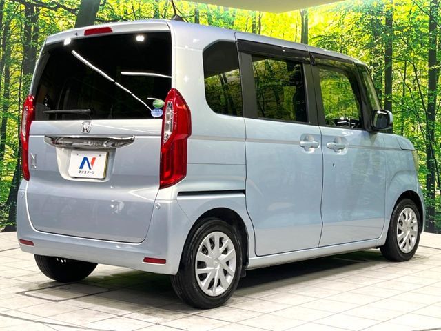HONDA N BOX 2017 Image 31