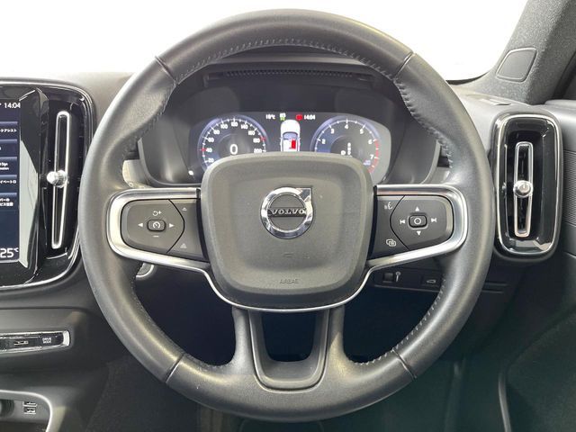 VOLVO XC40 2021 Image 31