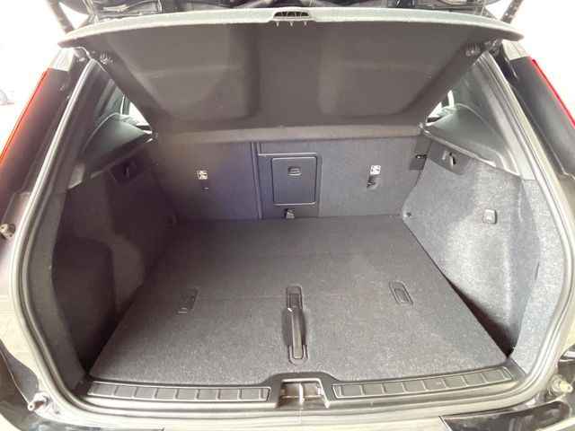 VOLVO XC40 2021 Image 31