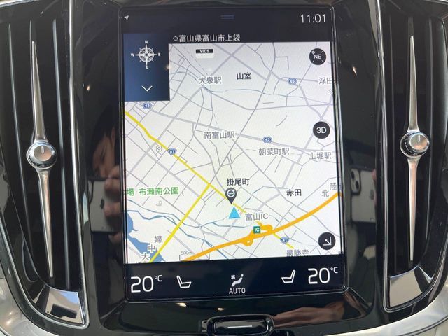 VOLVO V60 2018 Image 31