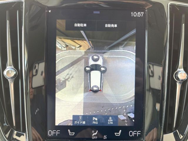 VOLVO V60 2018 Image 31