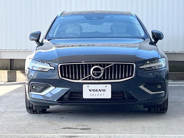 VOLVO V60 2018 Image 31