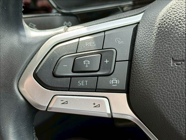 VOLKSWAGEN T-CROSS 2020 Image 31