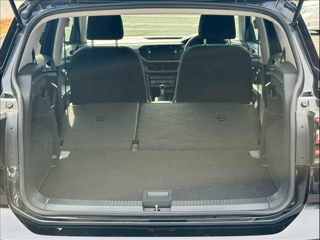 VOLKSWAGEN T-CROSS 2020 Image 31