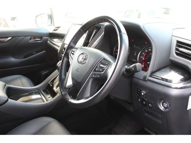 TOYOTA ALPHARD 2020 Image 31