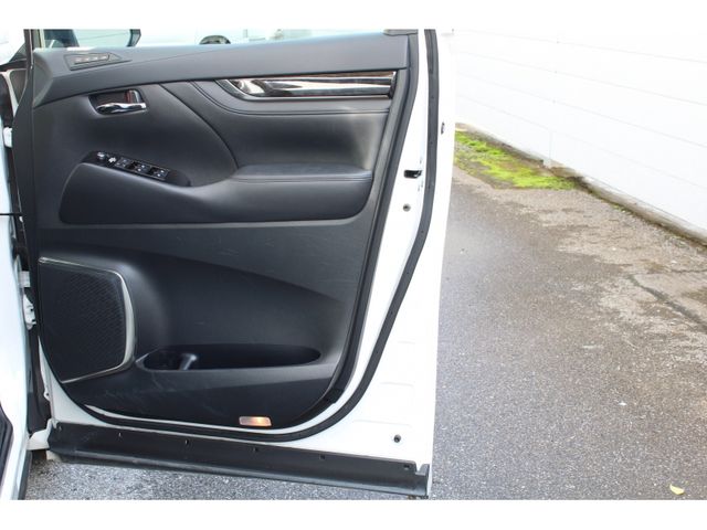 TOYOTA ALPHARD 2020 Image 31