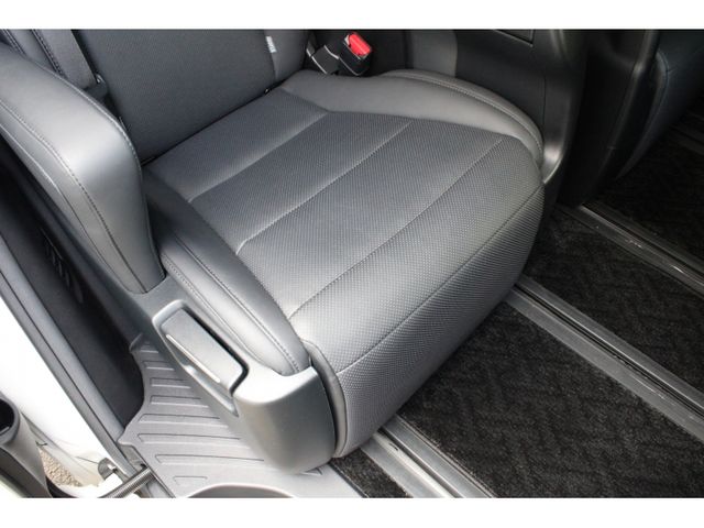 TOYOTA ALPHARD 2020 Image 31