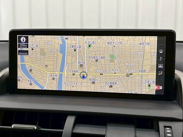 TOYOTA LEXUS NX300H 2019 Image 31