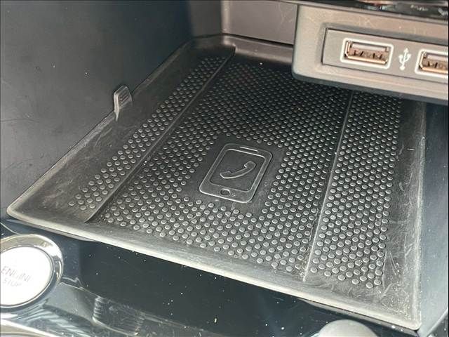 VOLKSWAGEN T-CROSS 2020 Image 31