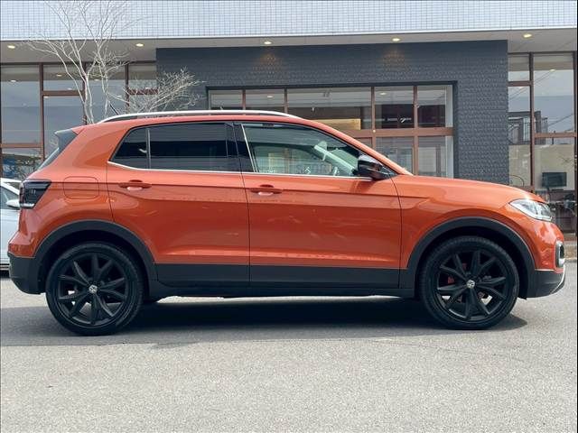 VOLKSWAGEN T-CROSS 2020 Image 31